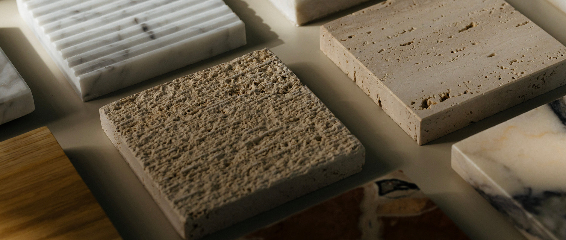 Rodzaje kamienia naturalnego – przewodnik po materiałach Un’common