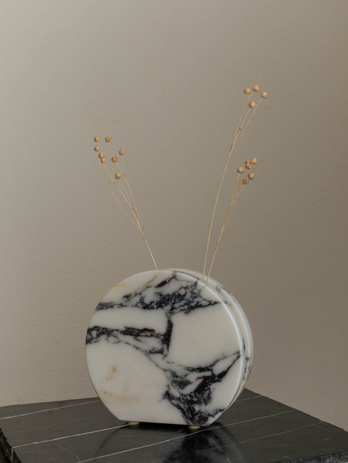 Wazon FLO z naturalnego kamienia