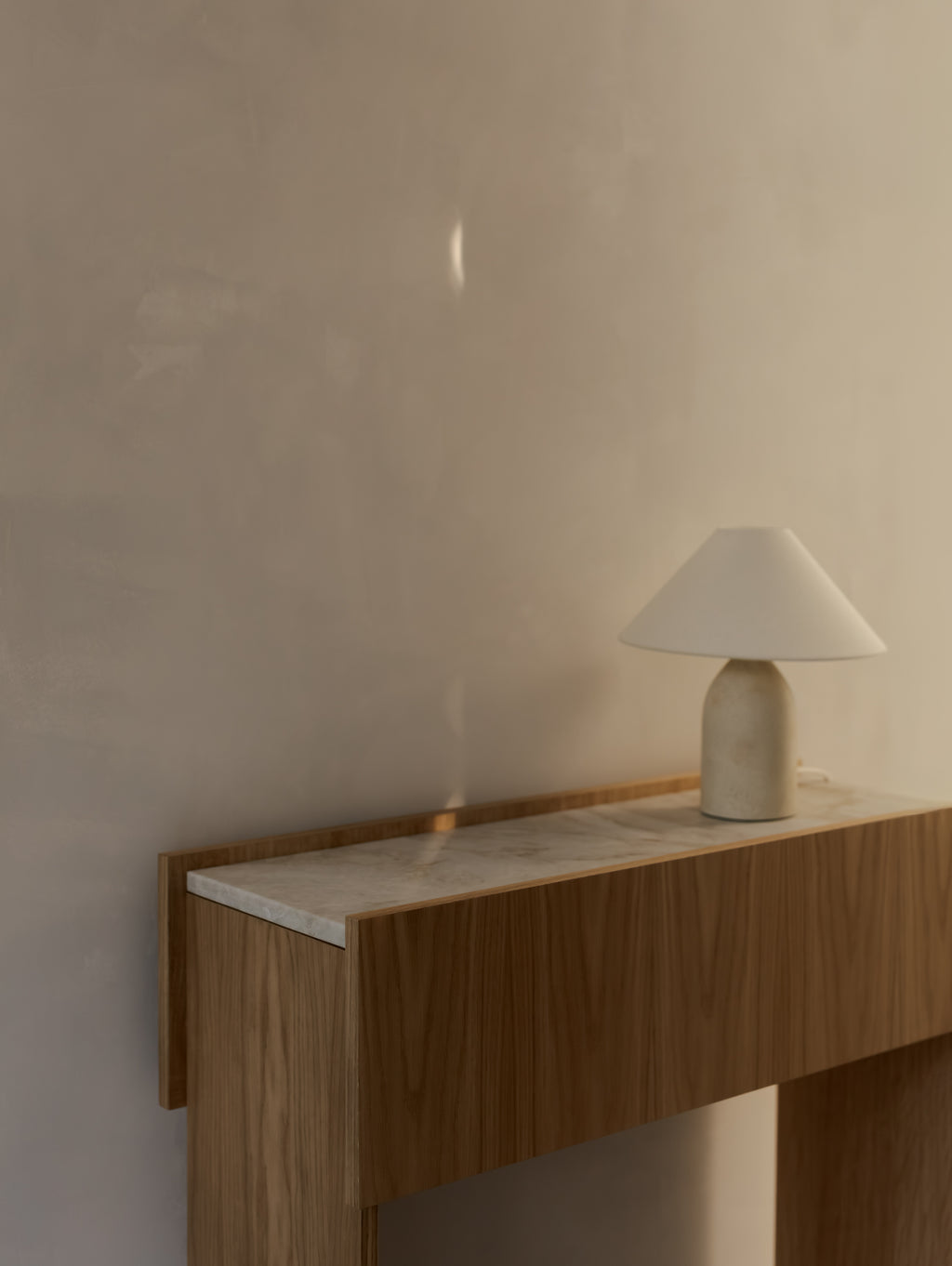 ORIA console with drawer