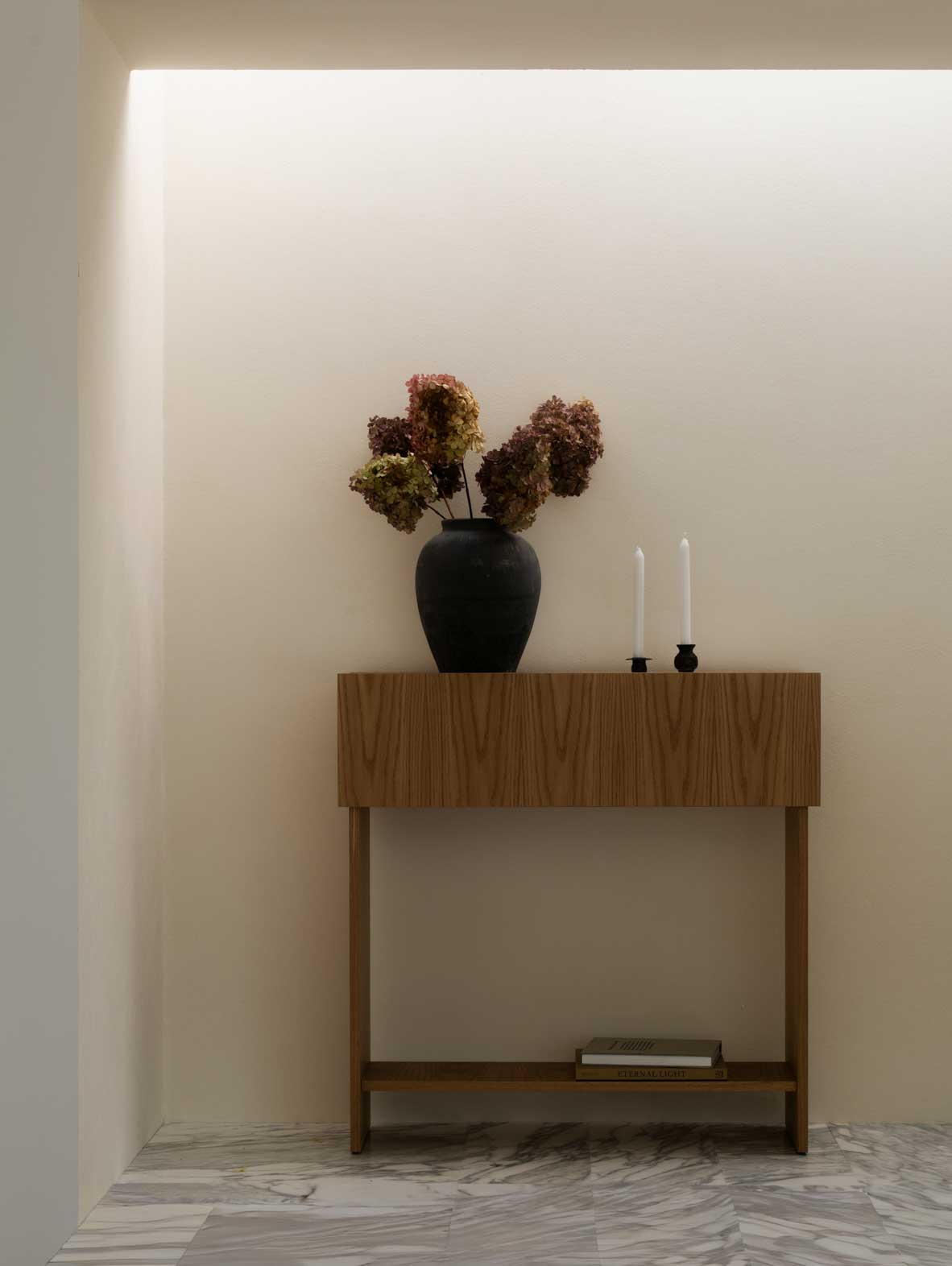 ORIA console with drawer