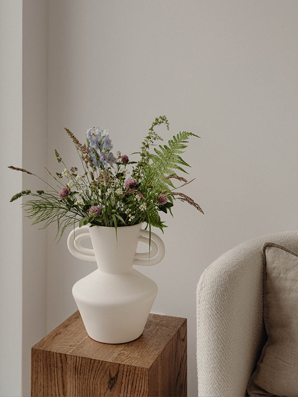 Drewniany postument COI Wood